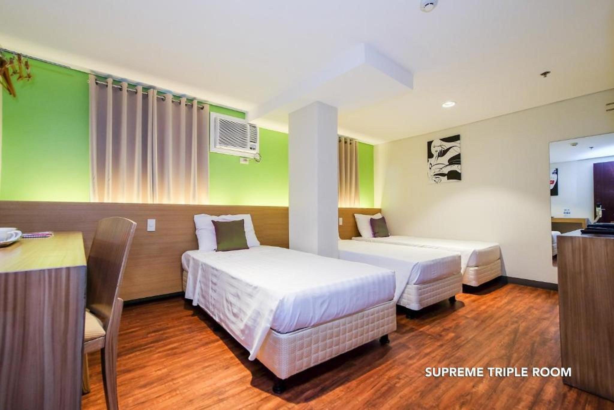 Myspace Hotel @Bgc Pasig City Eksteriør billede