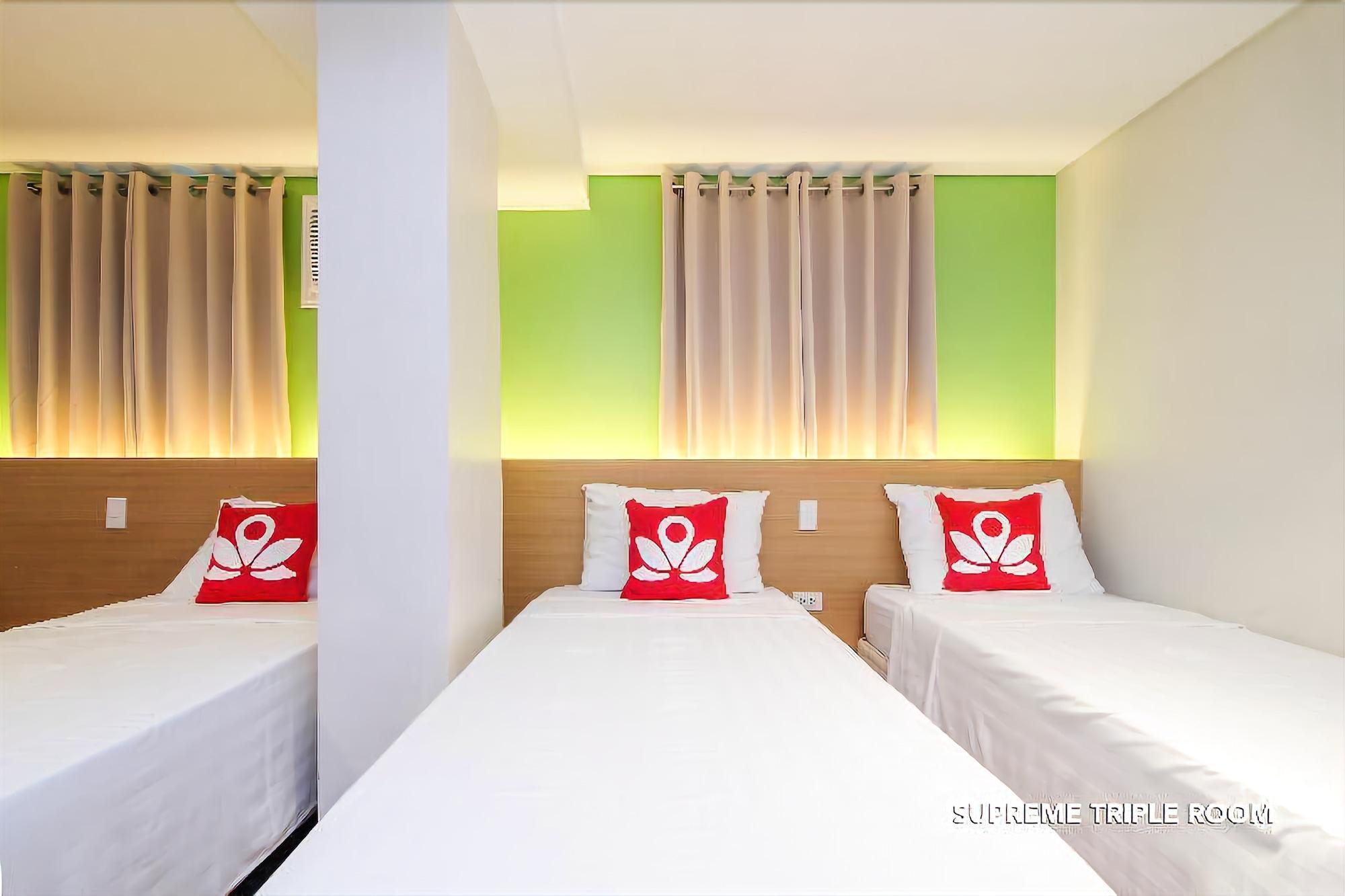 Myspace Hotel @Bgc Pasig City Eksteriør billede